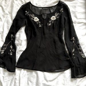 💖 Bohemian floral embroidered chiffon bell sleeve blouse